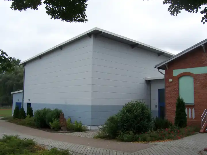 Erweiterung – Neubau einer Einfeldsporthalle in Grimmen