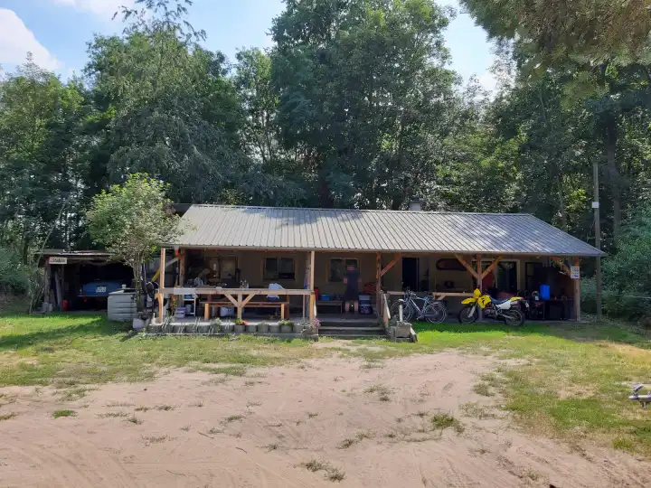 Umbau und Erweiterung eines Einfamilienhauses im Außenbereich – Mittenwalde Umbau und Erweiterung eines Einfamilienhauses im Außenbereich – Mittenwalde