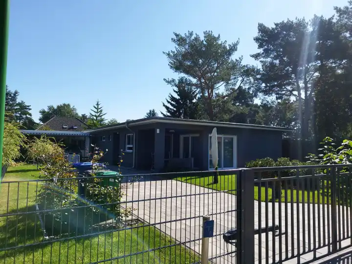 Eingeschossiges Wohnhaus in Königs Wusterhausen Eingeschossiges Wohnhaus in Königs Wusterhausen